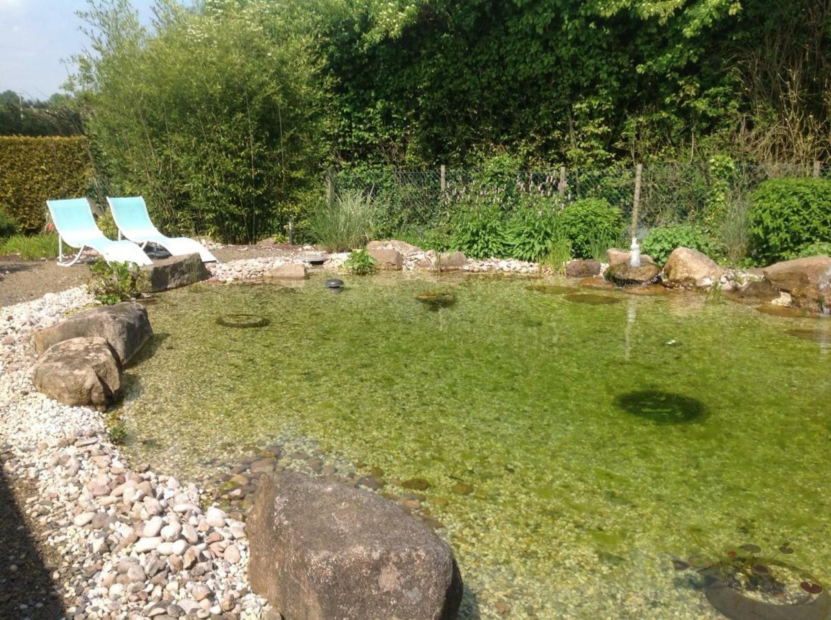 Maison avec piscine et sauna à Vire Extérieur photo