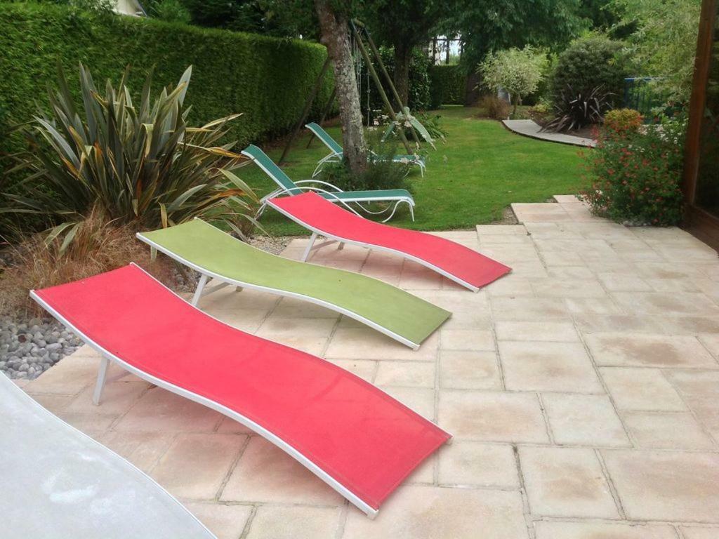 Maison avec piscine et sauna à Vire Extérieur photo