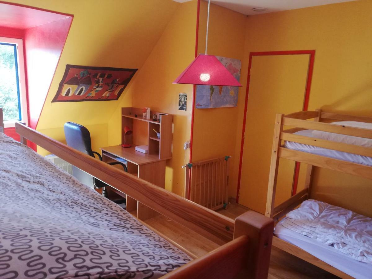 Maison avec piscine et sauna à Vire Extérieur photo